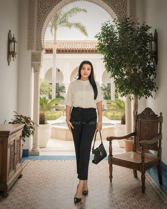 Blusa satinada con abertura lateral
