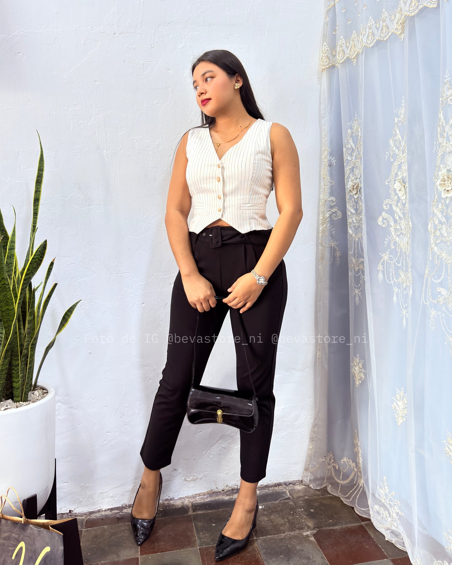 Pantalón Doris negro