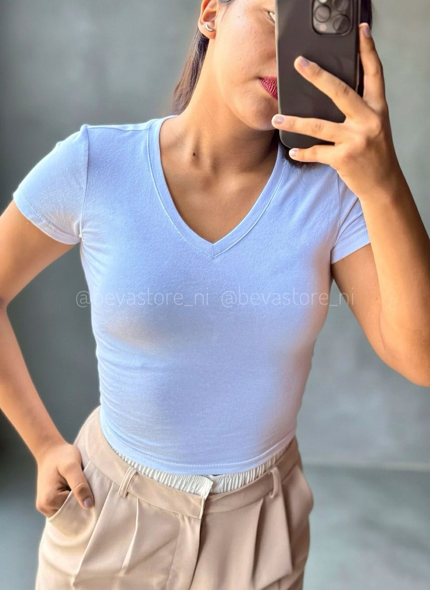 Crop top en cuello V