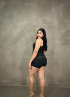 Set negro de rayas top y falda short