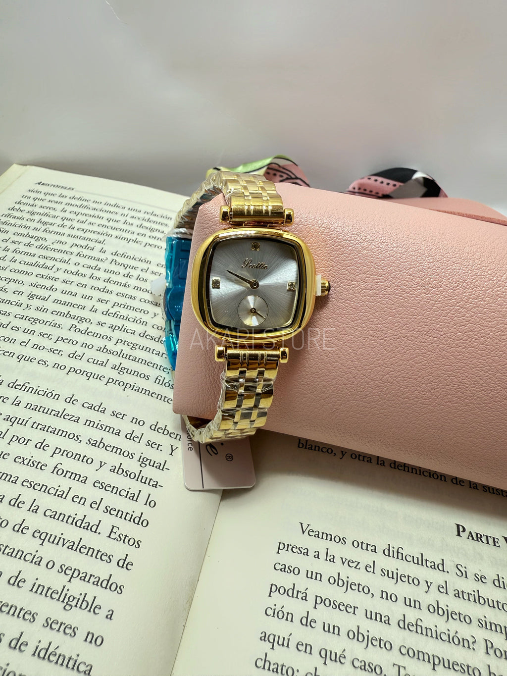 Reloj de Mujer Cuadrado con dial blanco