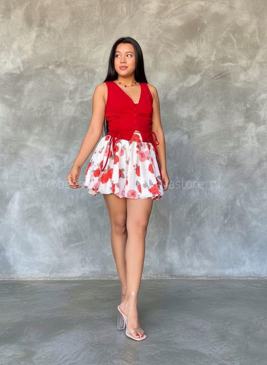 Falda mini floral blanca