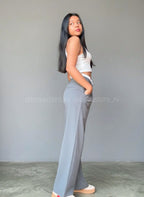 Pantalón recto con detalle de bóxer