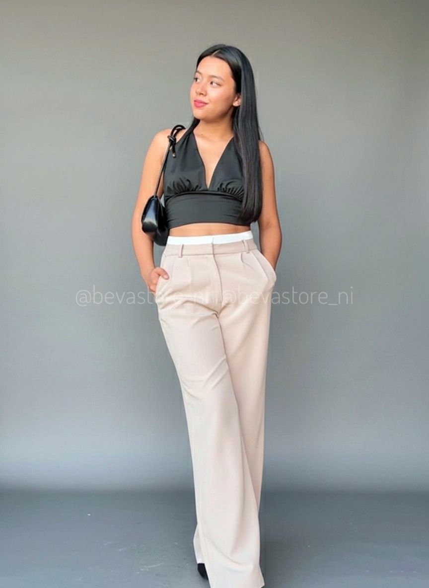 Pantalón recto con detalle de bóxer