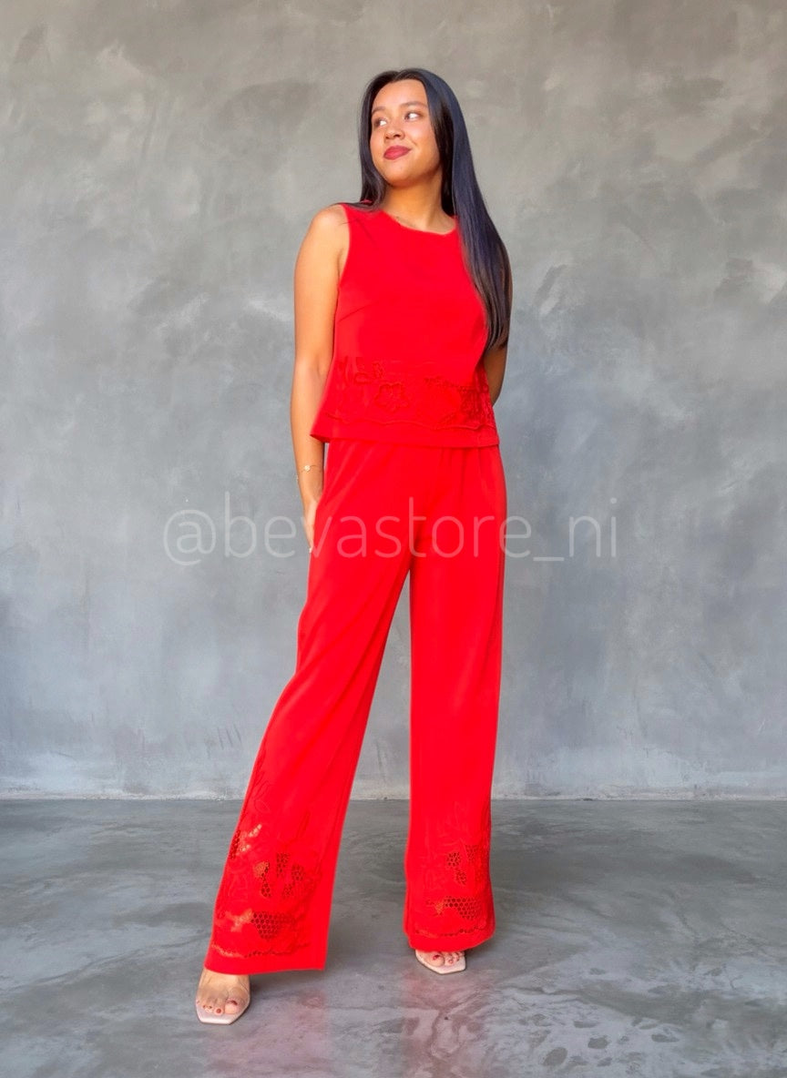 Conjunto bordado rojo
