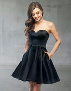Vestido negro Abby Paris