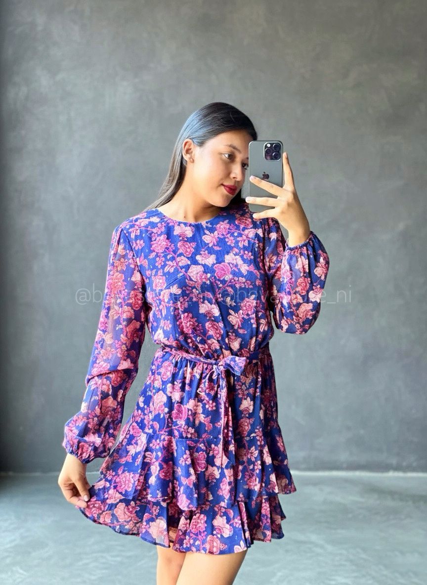 Vestido morado floreado