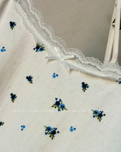 Top blanco con diseños