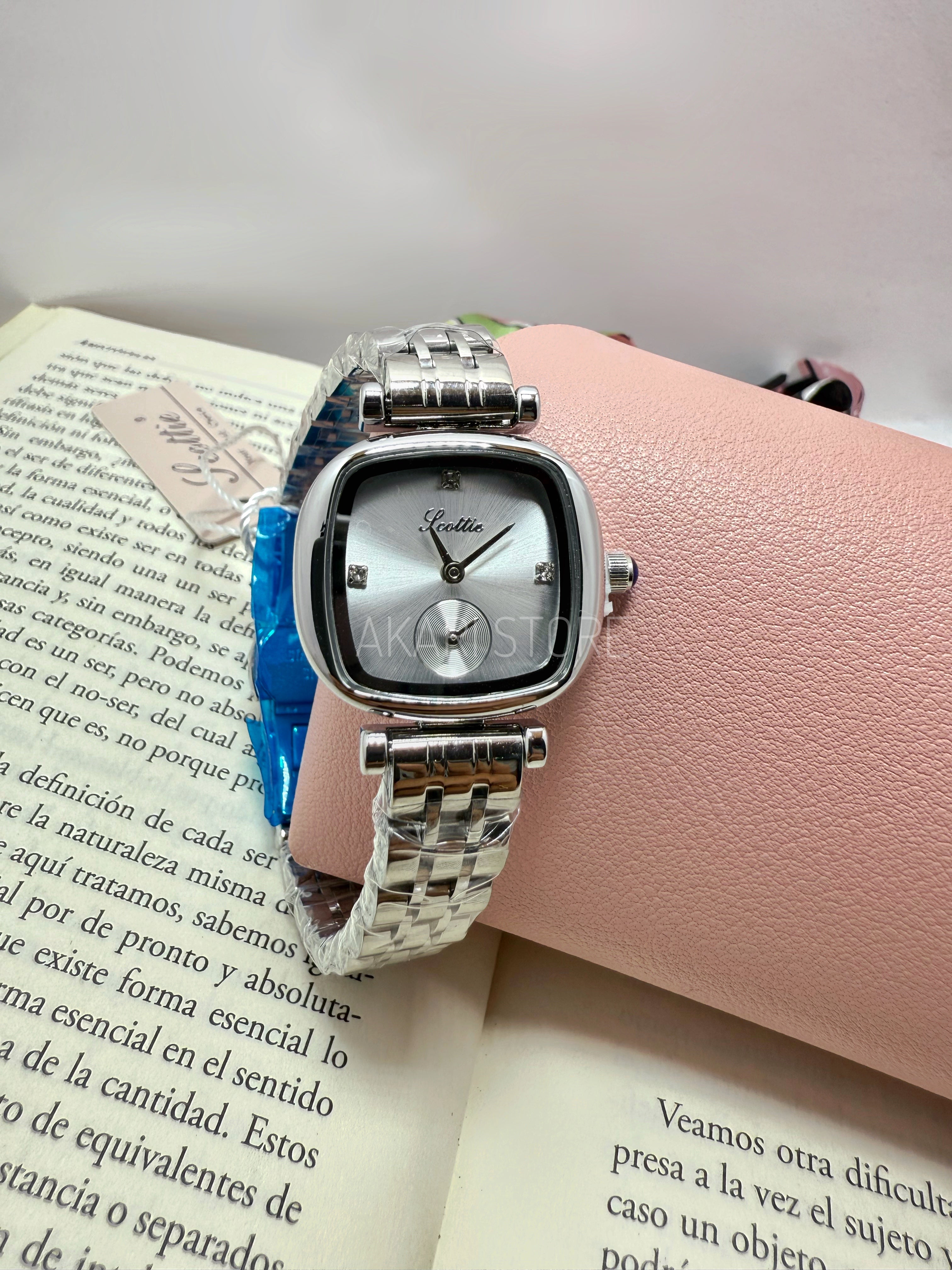 Reloj de Mujer Cuadrado con dial blanco