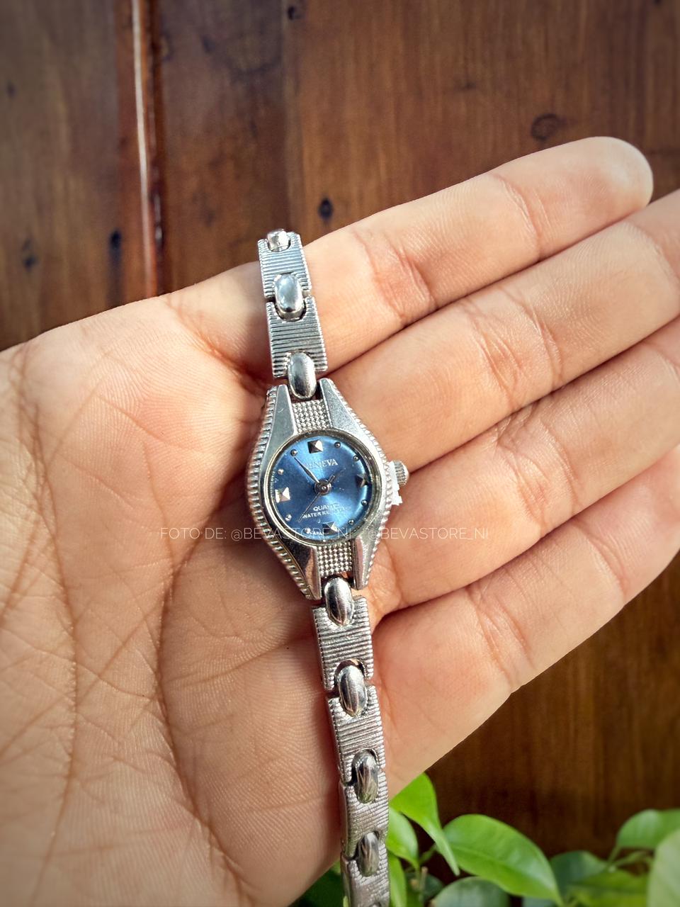 Reloj Ovalado Correa De Cuenta De Eslabones