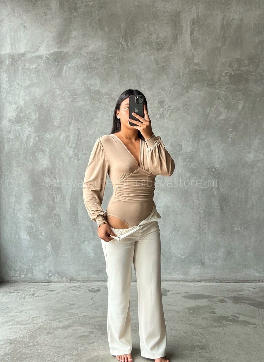 Bodysuit manga larga cuello en V