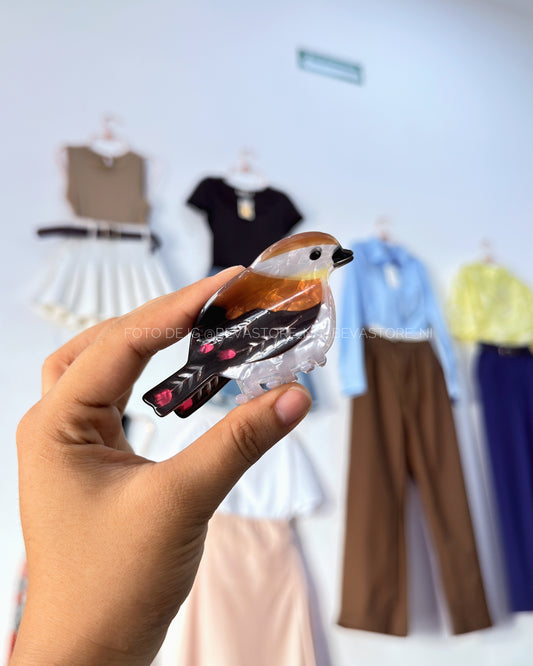 Pinza de cabello de pájaro con tulipán