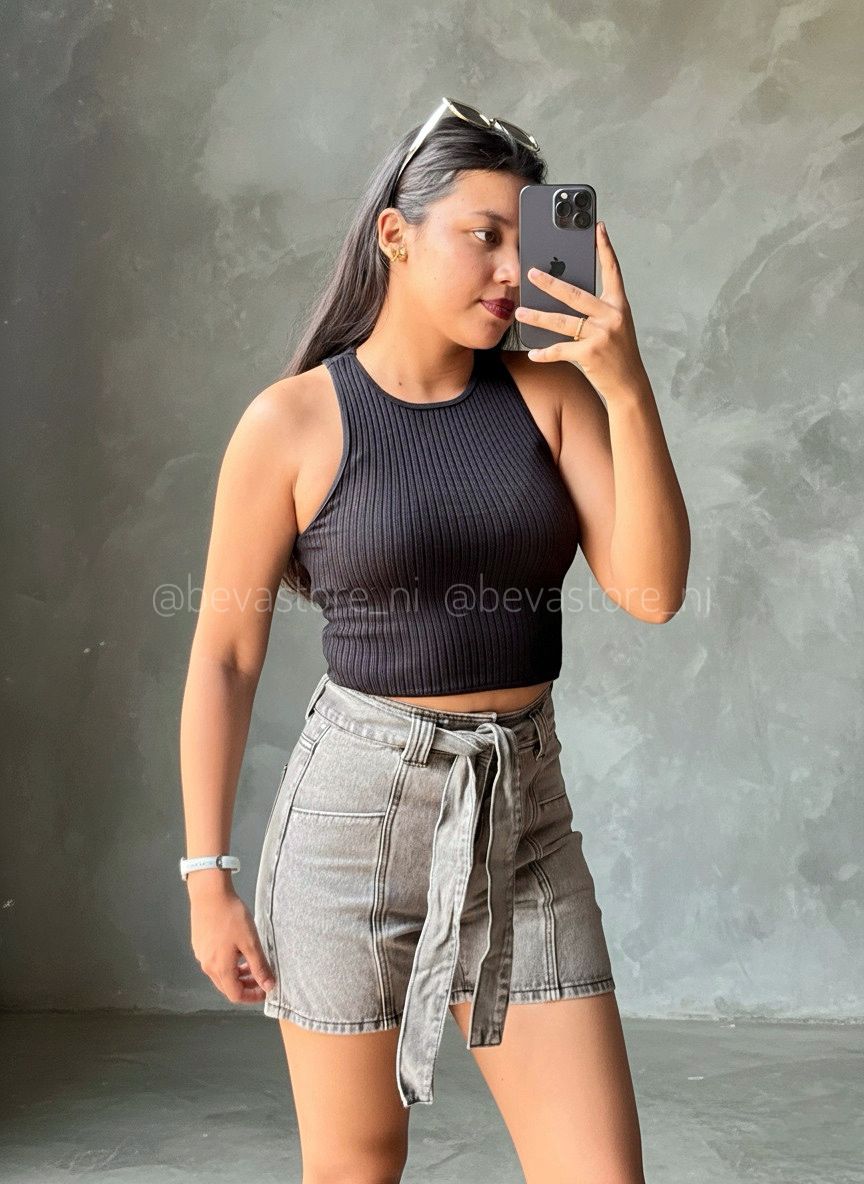 Short Gris Talle Alto con Faja