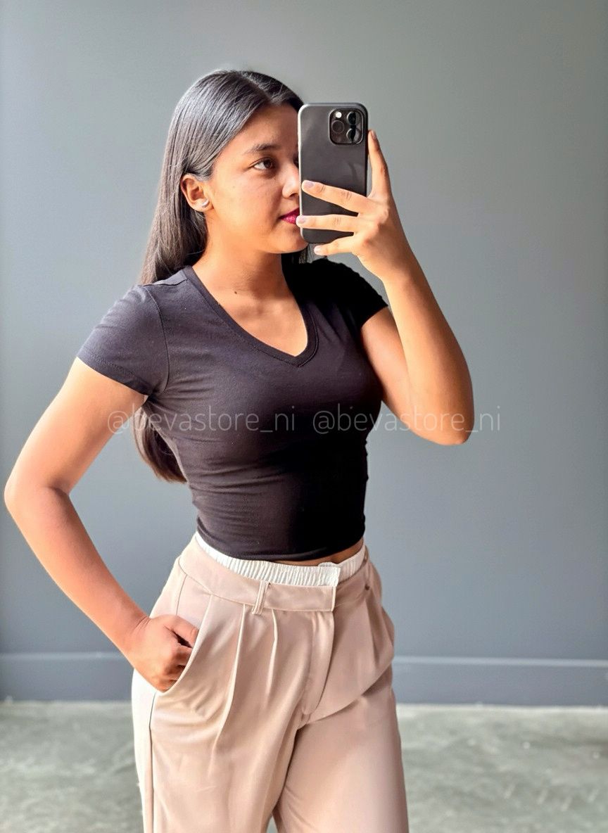 Crop top en cuello V