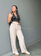 Pantalón recto con detalle de bóxer