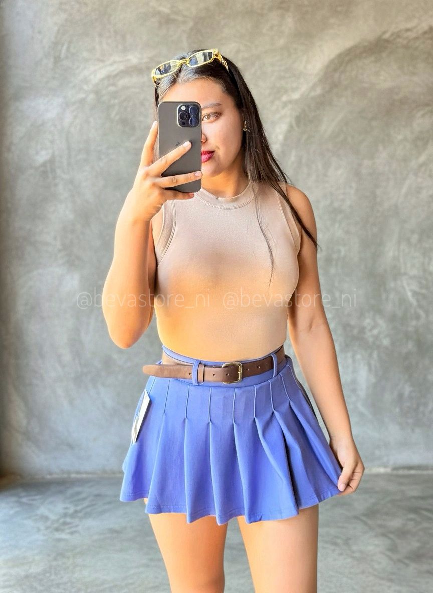 Falda Short Plisada con Faja