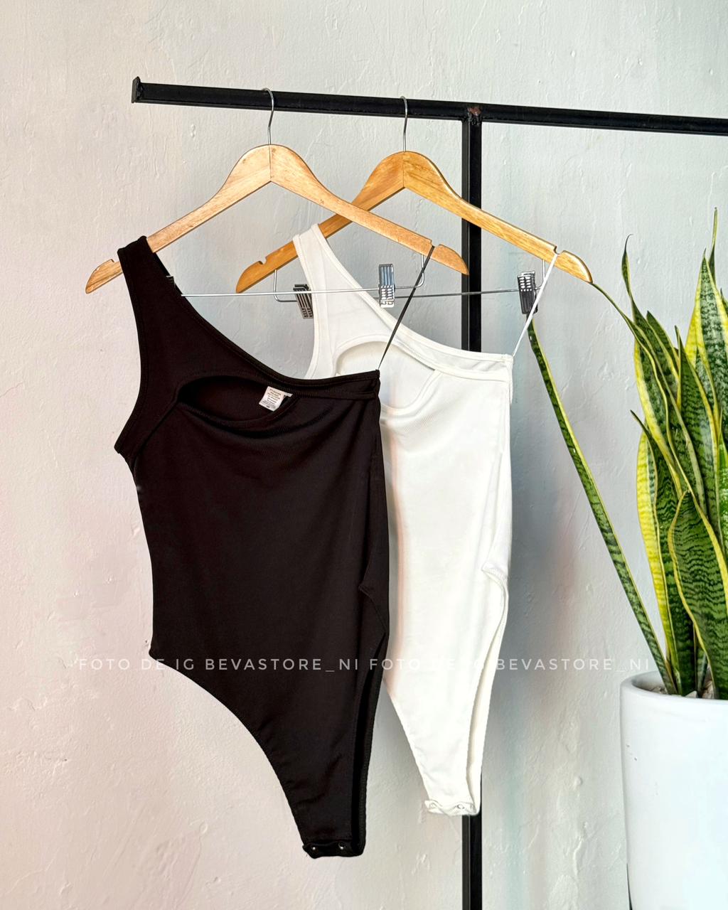 BodySuit asimétrico Griselda blanco