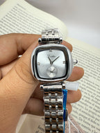 Reloj de Mujer Cuadrado con dial blanco