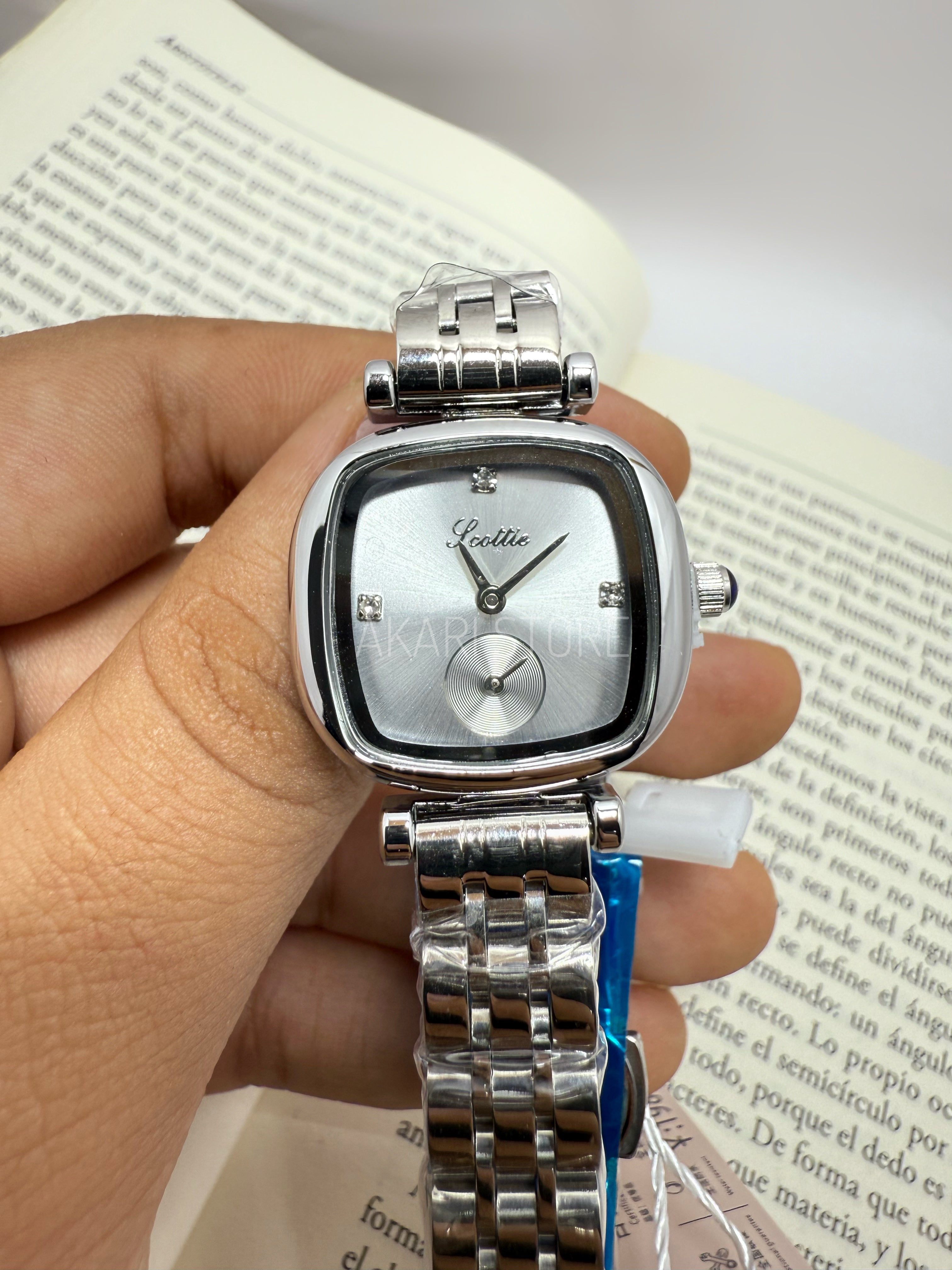 Reloj de Mujer Cuadrado con dial blanco