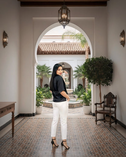 Blusa satinada con abertura lateral