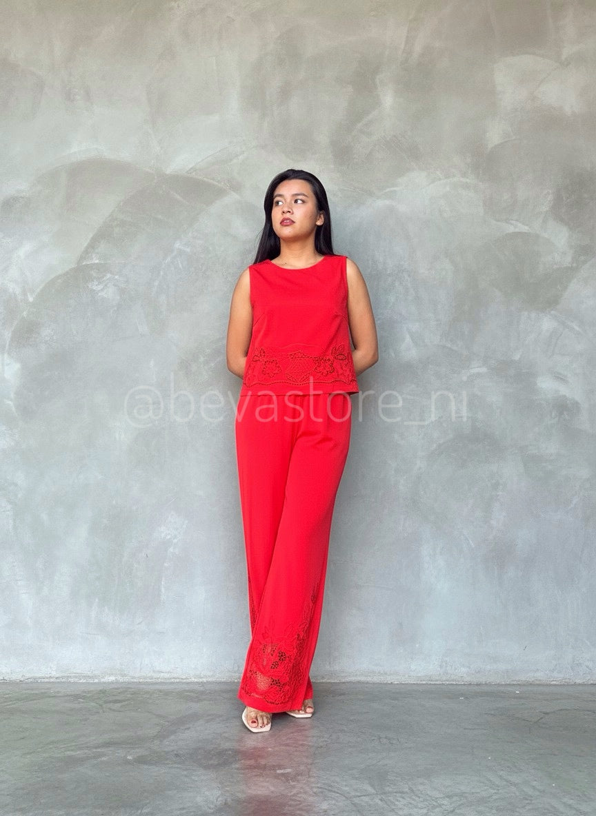 Conjunto bordado rojo