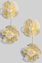 Aretes dorados doble flor con perlas
