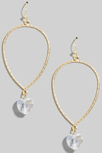 Aretes dorados con colgante de corazón