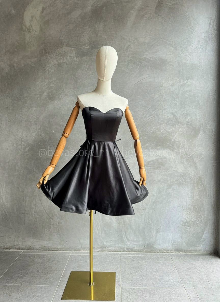 Vestido negro Abby Paris