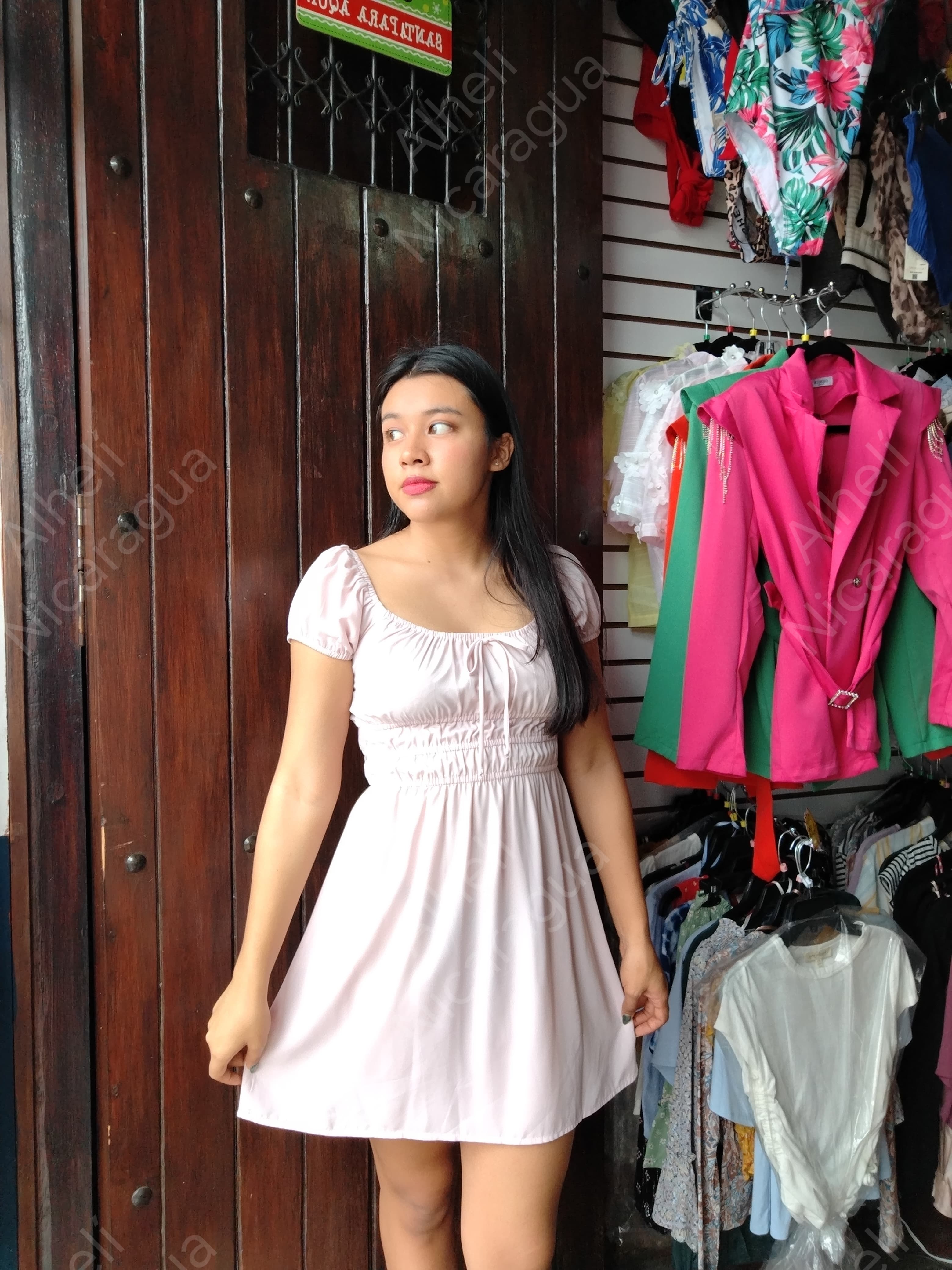 Vestido rosado corto