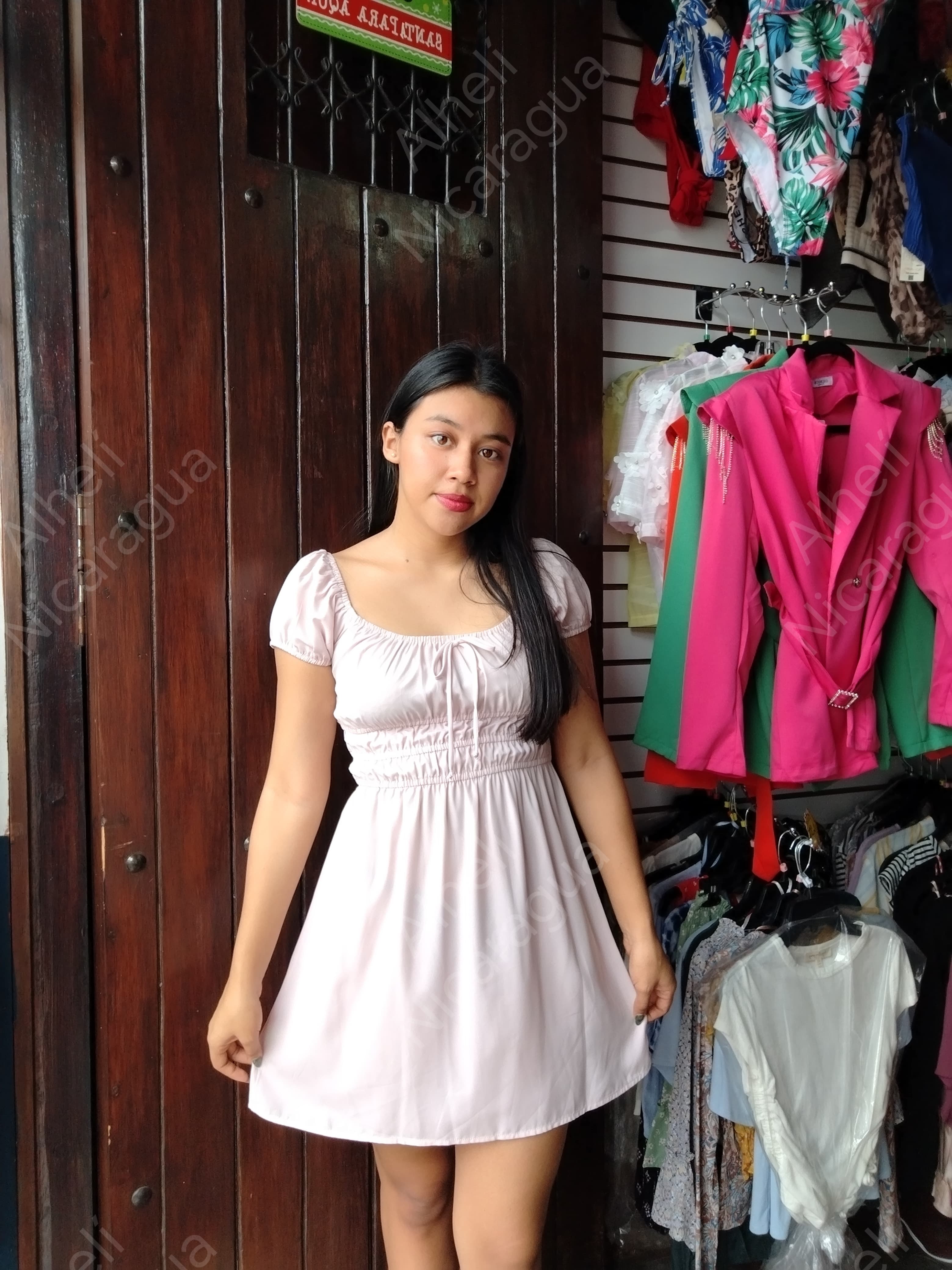 Vestido rosado corto