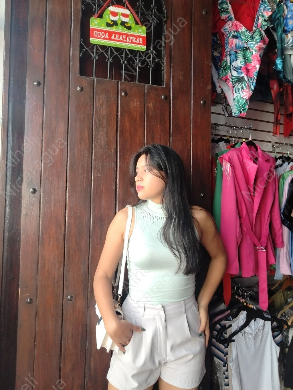 Top cuello de tortuga con perlitas