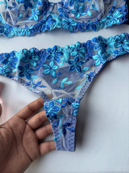 Lencería con bordado floral romántica 2 piezas
