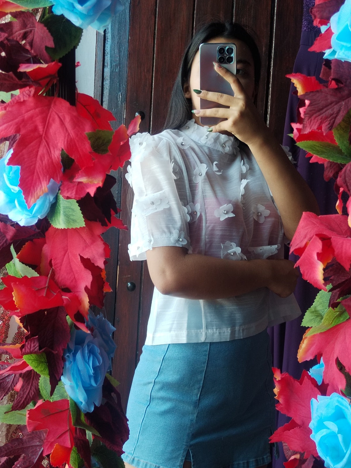 Blusa con flores 3D