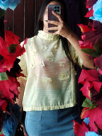 Blusa con flores 3D