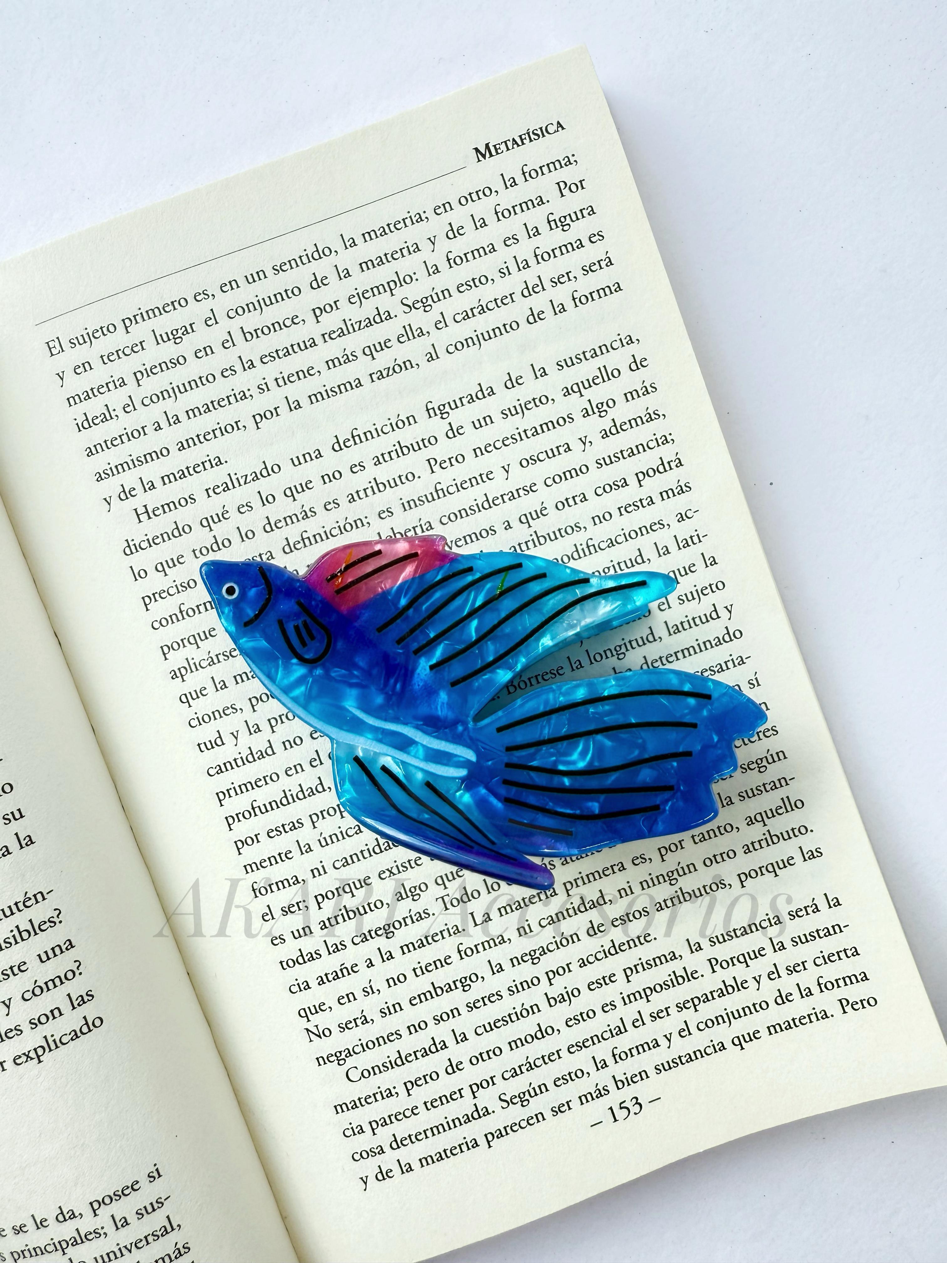 Pinza de cabello de pez azul