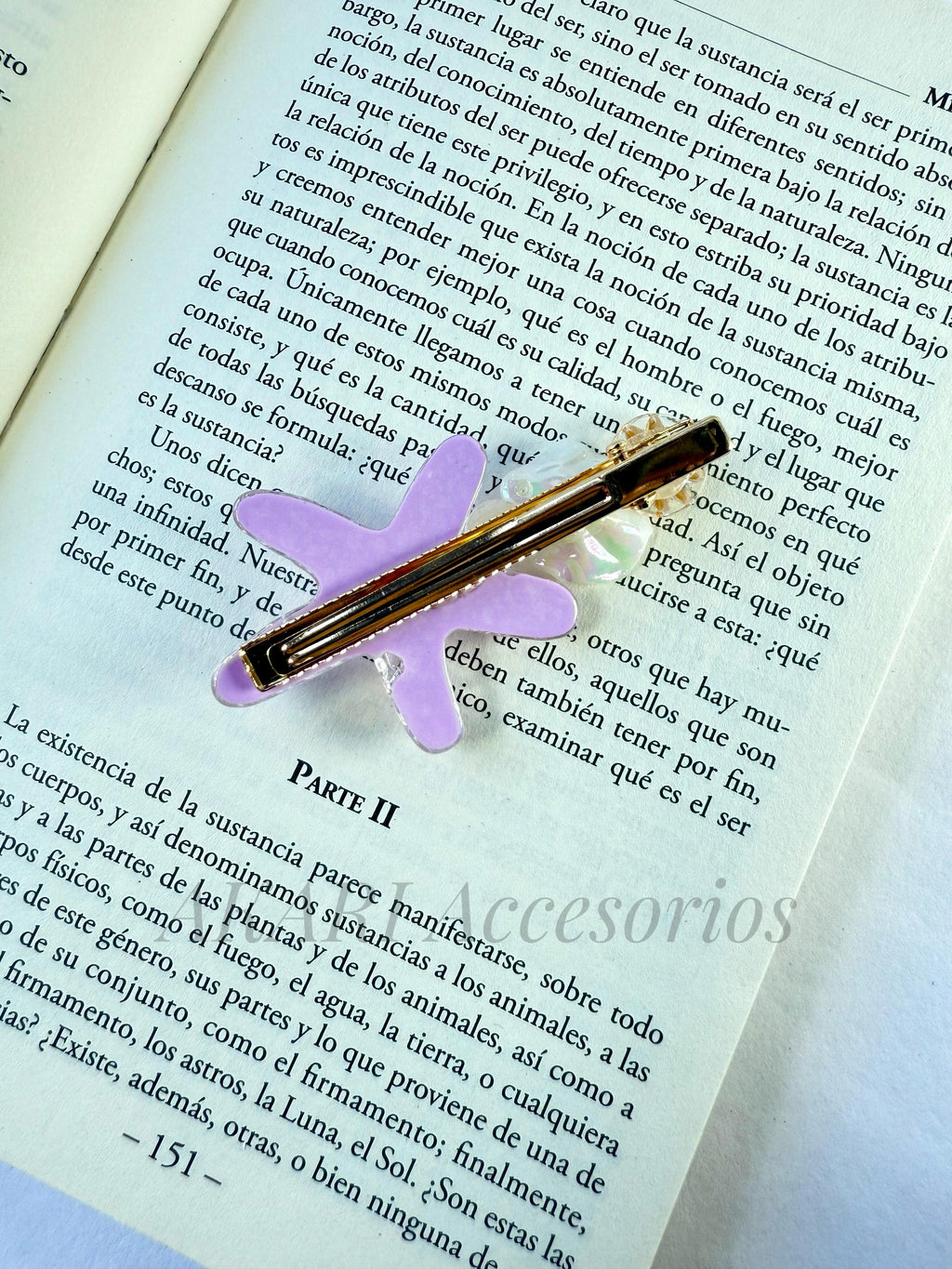 Broche de cabello violeta de formas