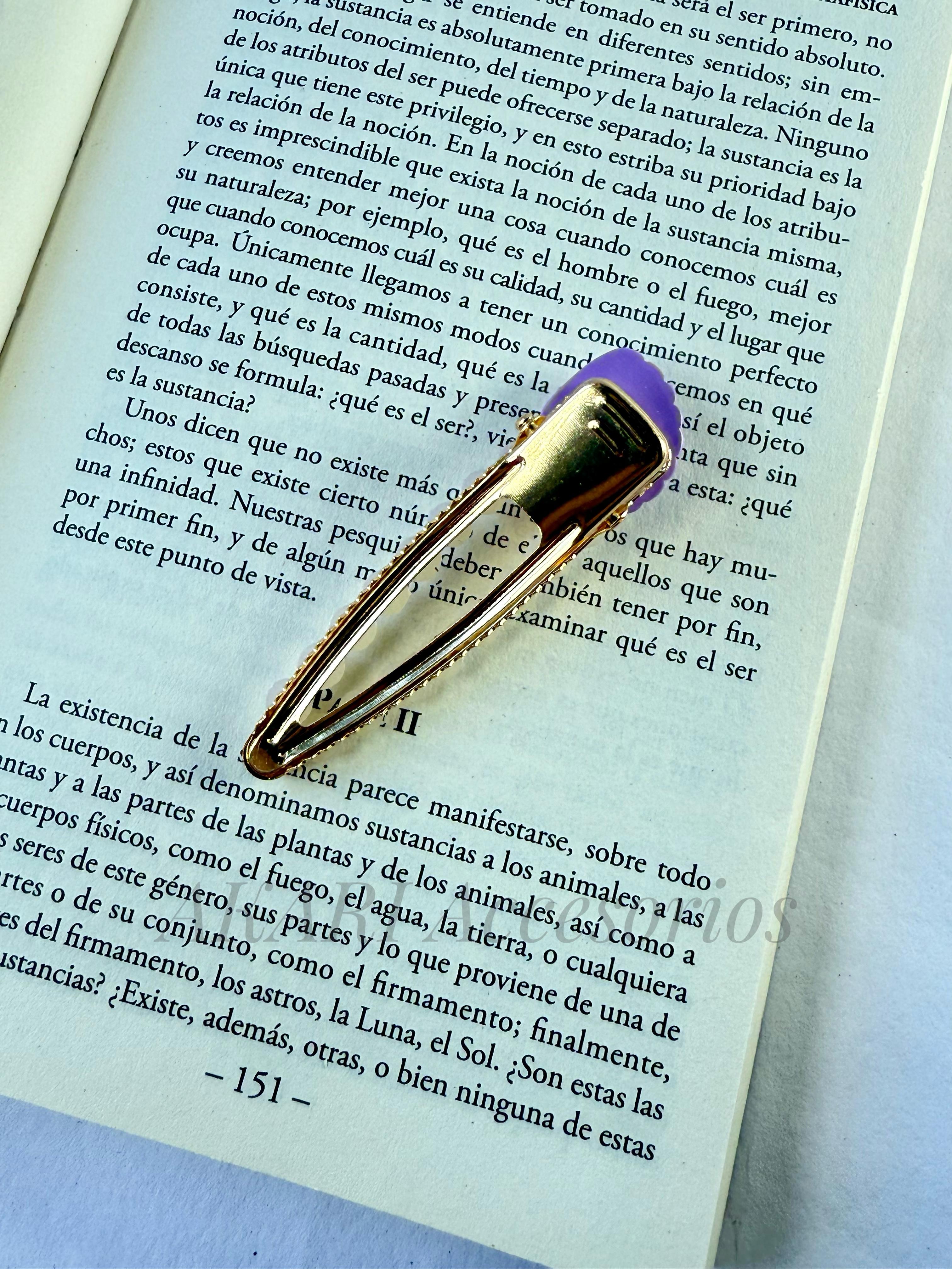 Broche de cabello violeta de formas