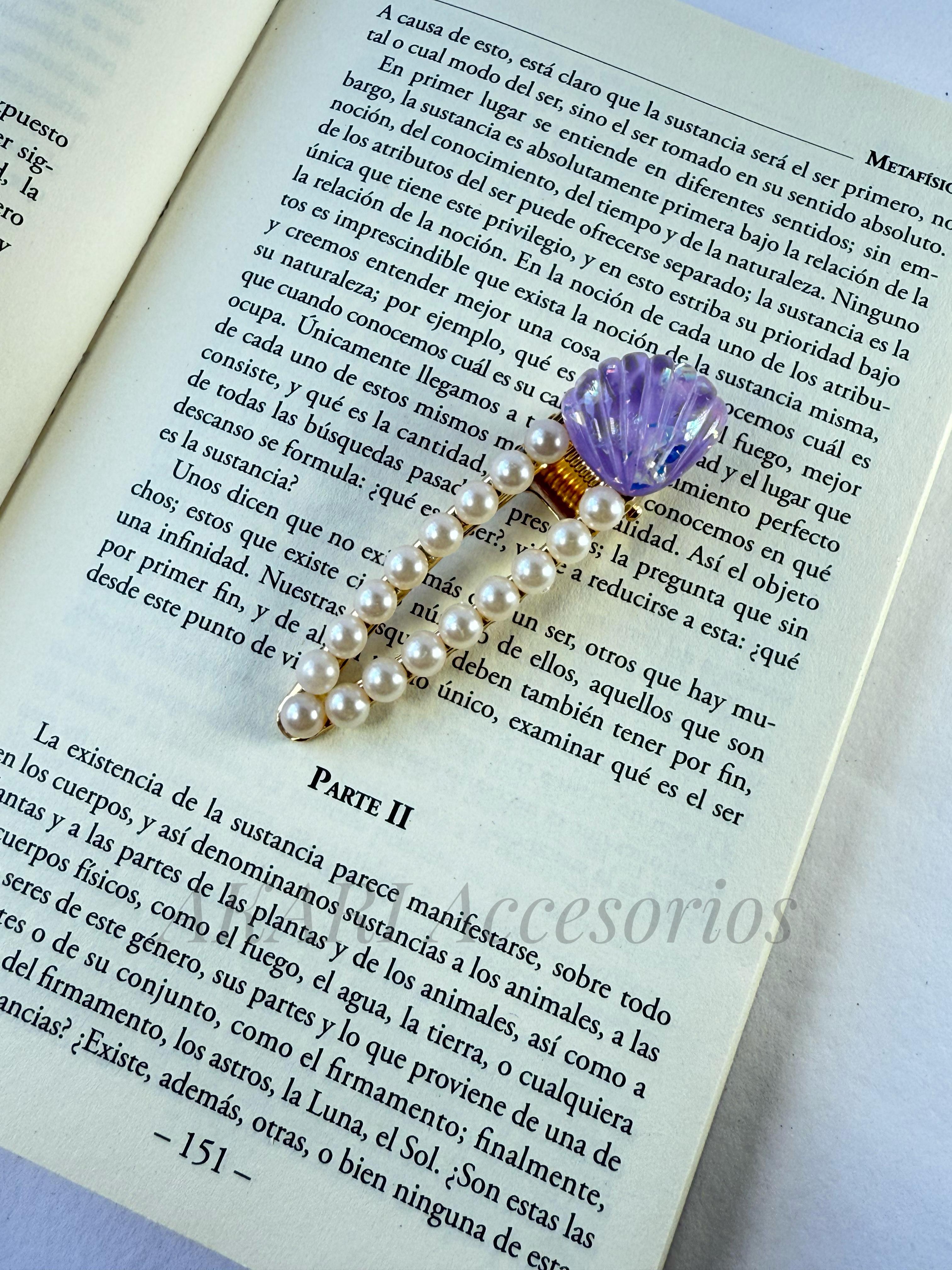 Broche de cabello violeta de formas