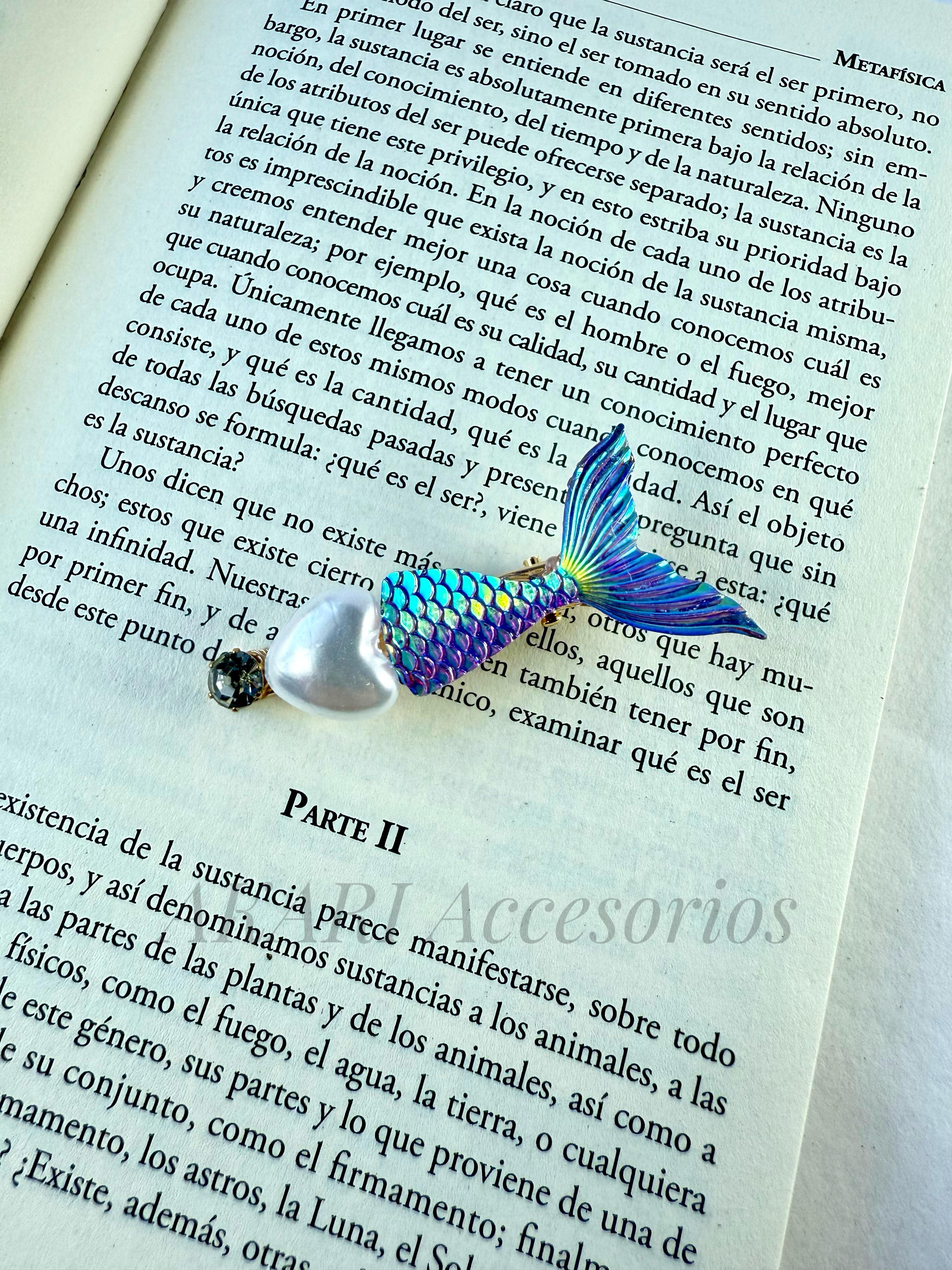 Broche de cabello violeta de formas