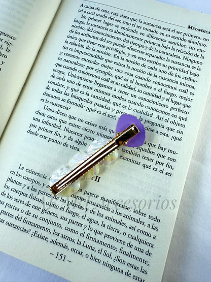 Broche de cabello violeta de formas