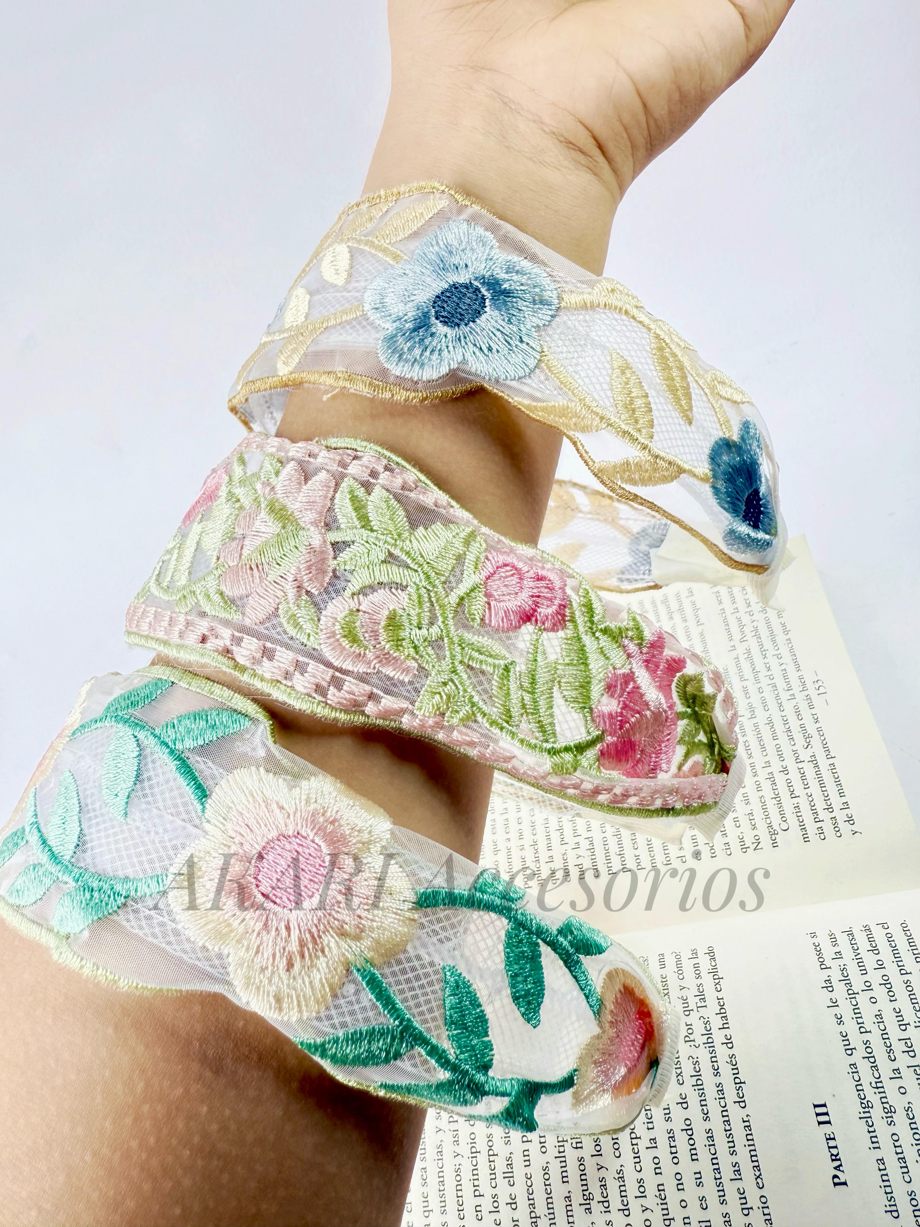 Diadema con estampado floral