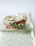 Diadema con estampado floral