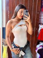 Bodysuit asimétrico con Abertura