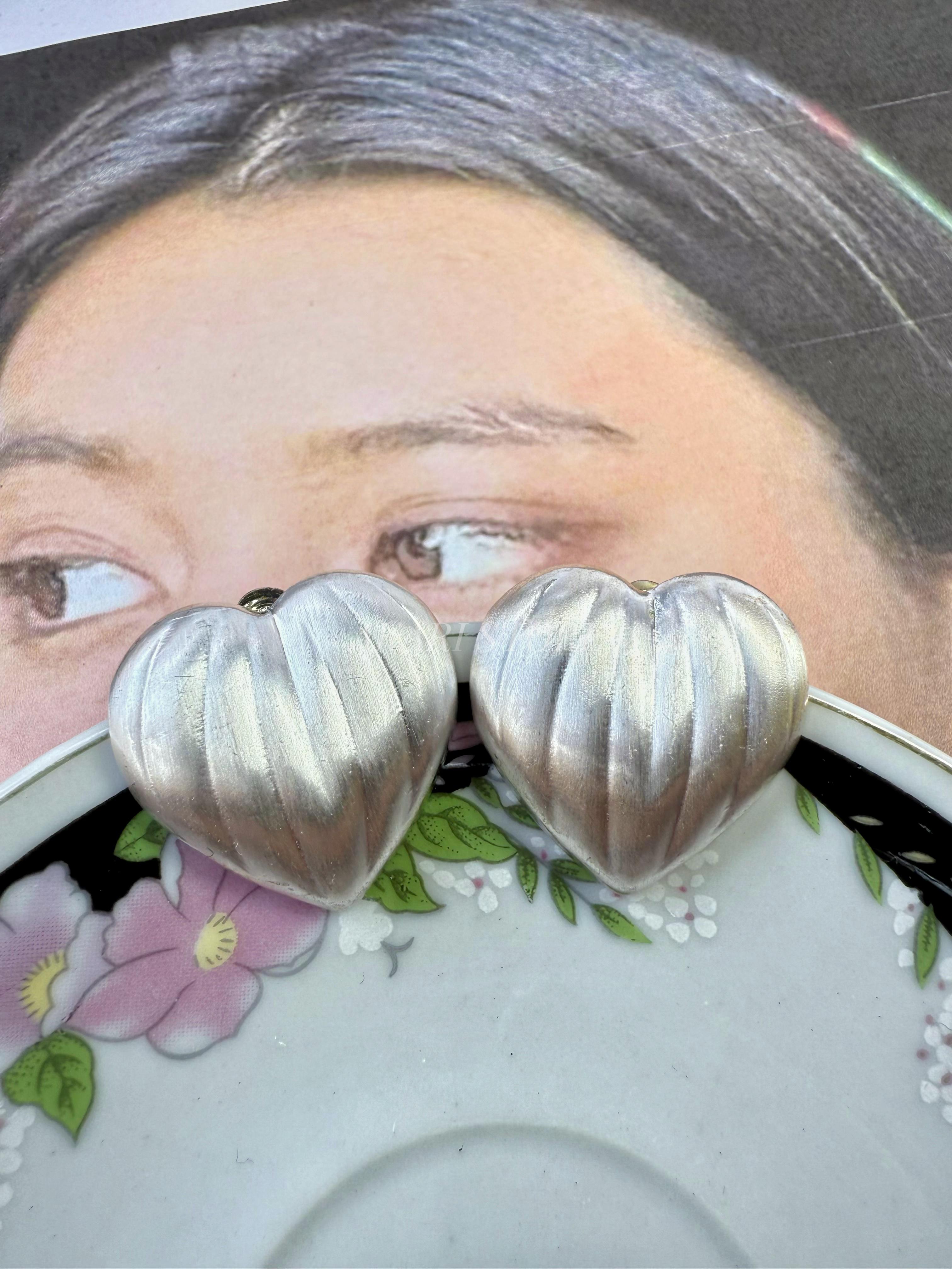 Aretes con Escudo de Corazón