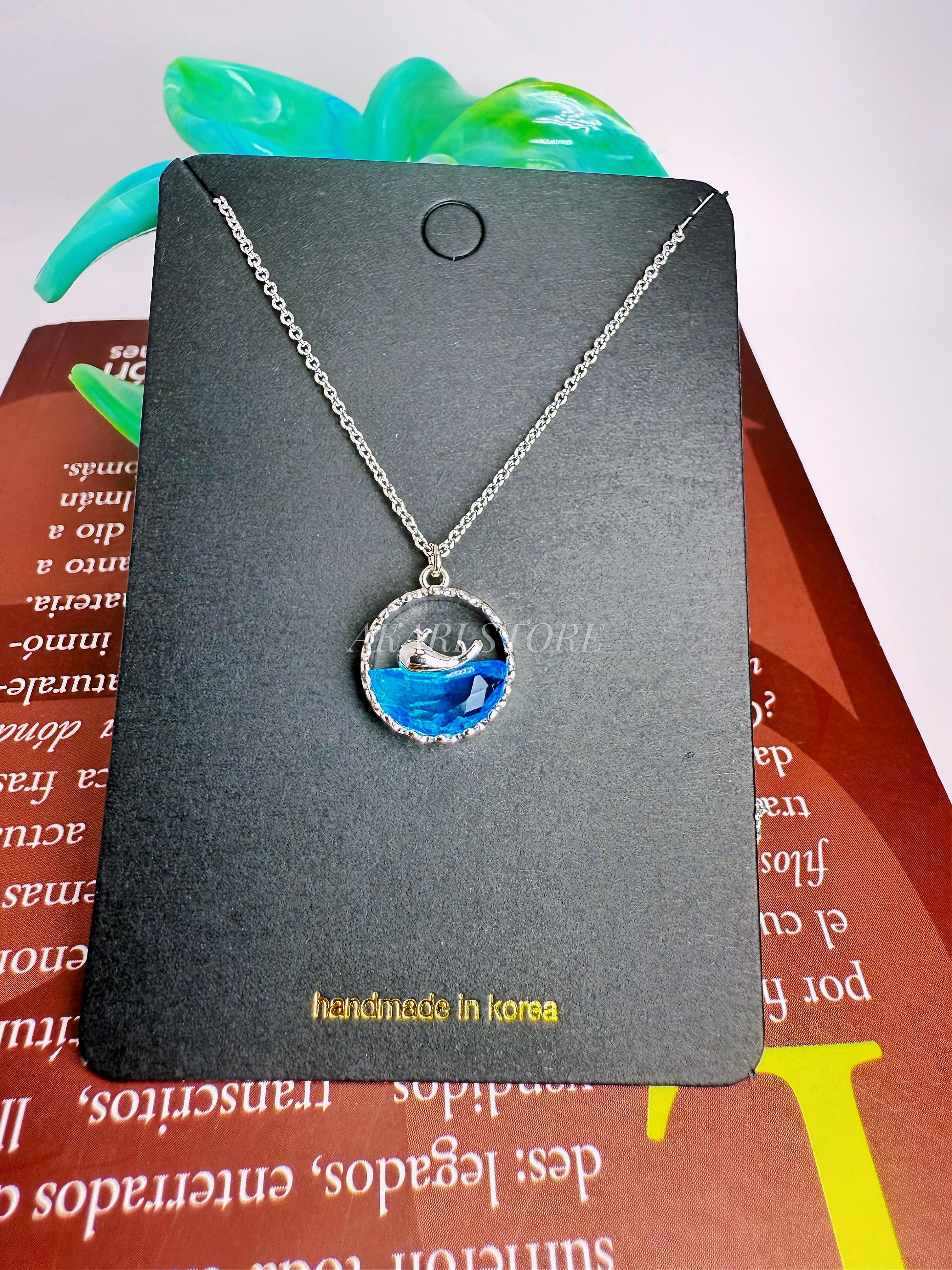 Cadena con Dije de Moneda con Delfín