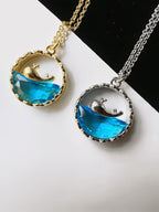 Cadena con Dije de Moneda con Delfín