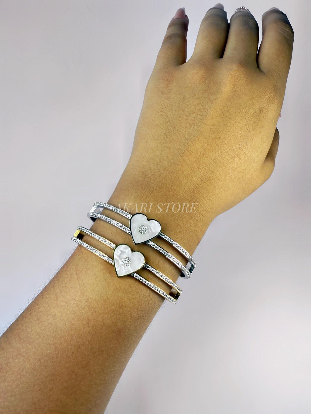 Brazalete Acero Inoxidable con Corazón y Bisagras