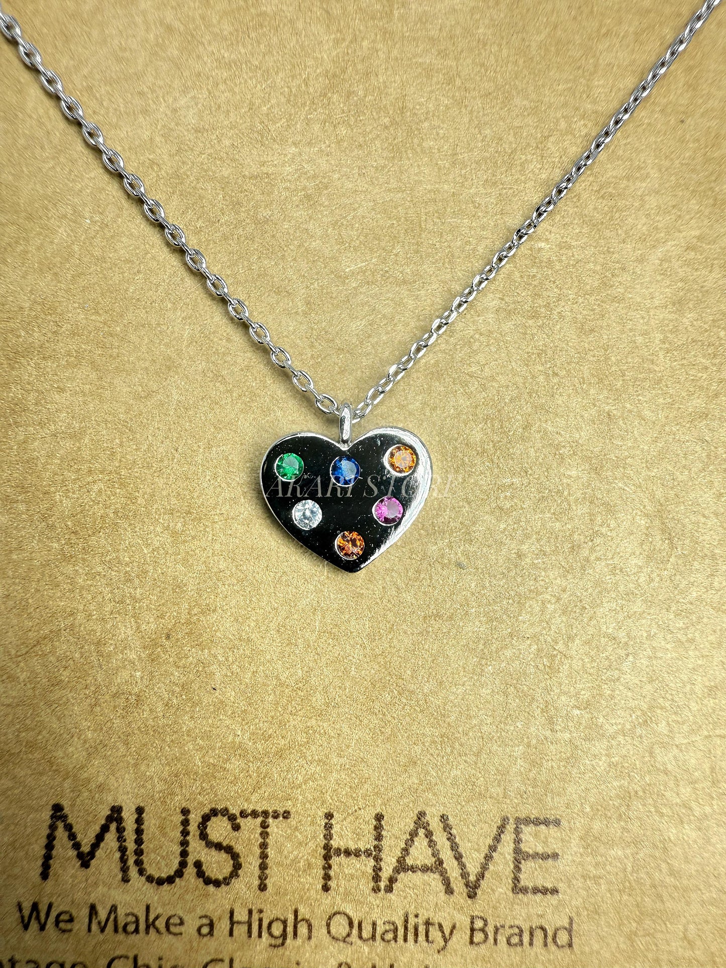 Cadena Dije de Corazón con Tachuelas de Arcoíris