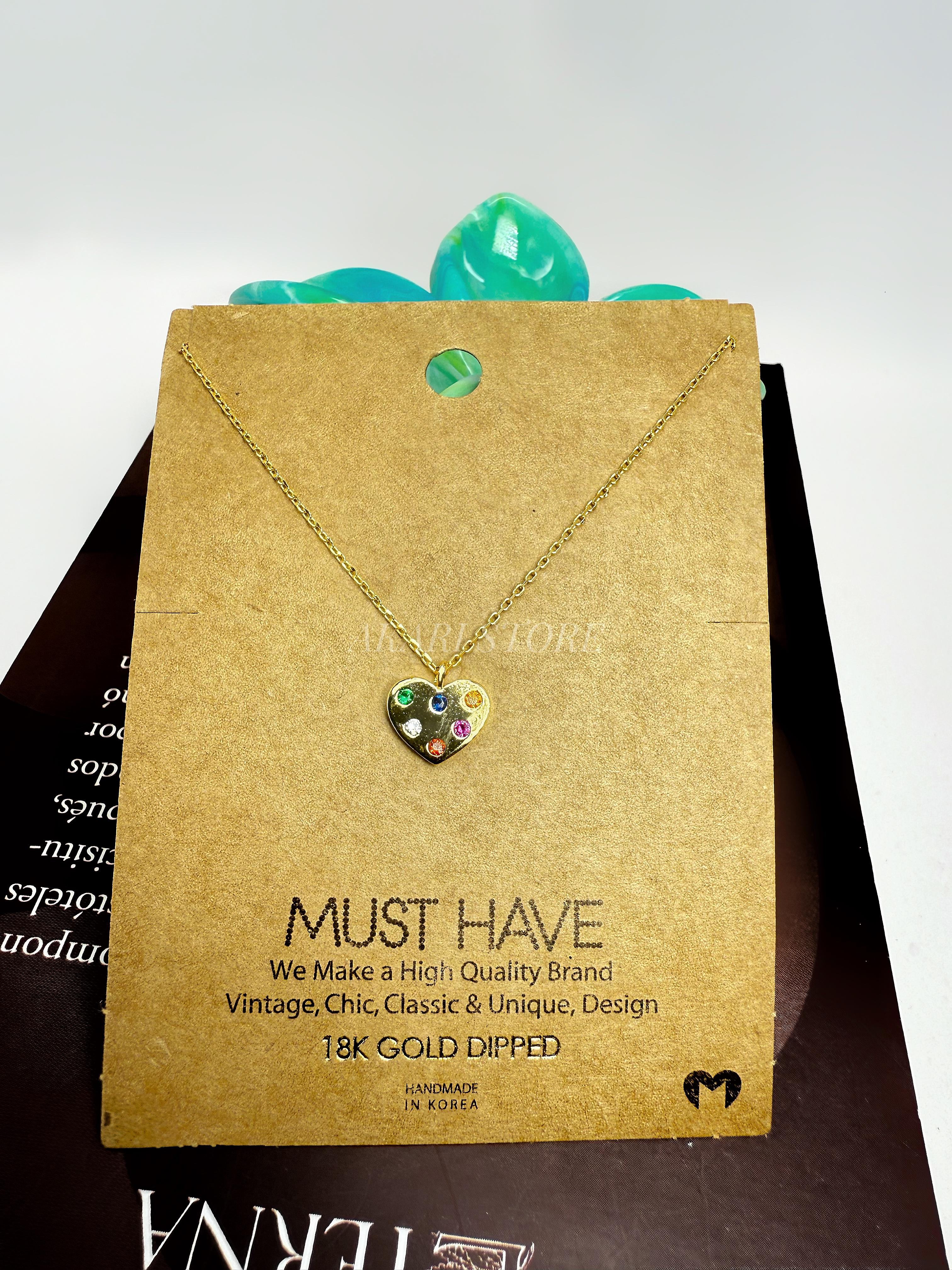 Cadena Dije de Corazón con Tachuelas de Arcoíris