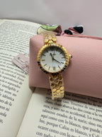 Reloj circular con dial